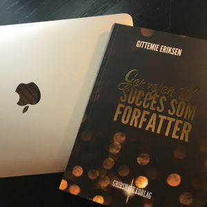 Genvejen til succes som forfatter med macbook